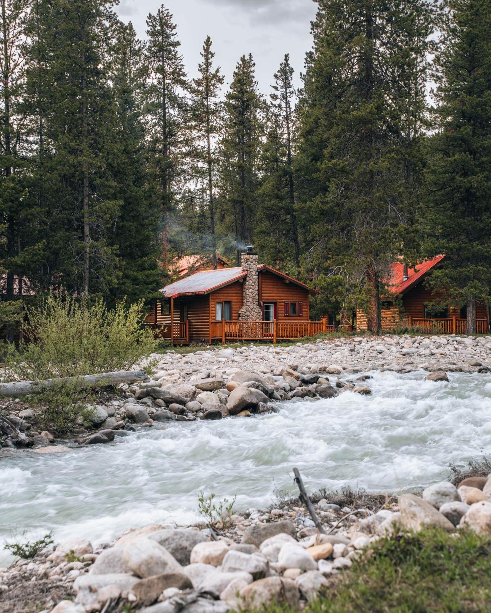 Baker Creek By Basecamp Hotel Lake Louise Kültér fotó